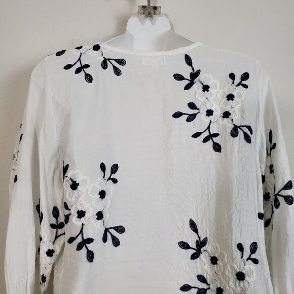 Kindred Top Large White Floral Embroidery Boho Peasant Cottagecore Gauzy Flowy - Picture 8 of 9